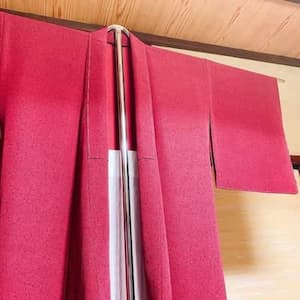 赤地の女物単衣長着